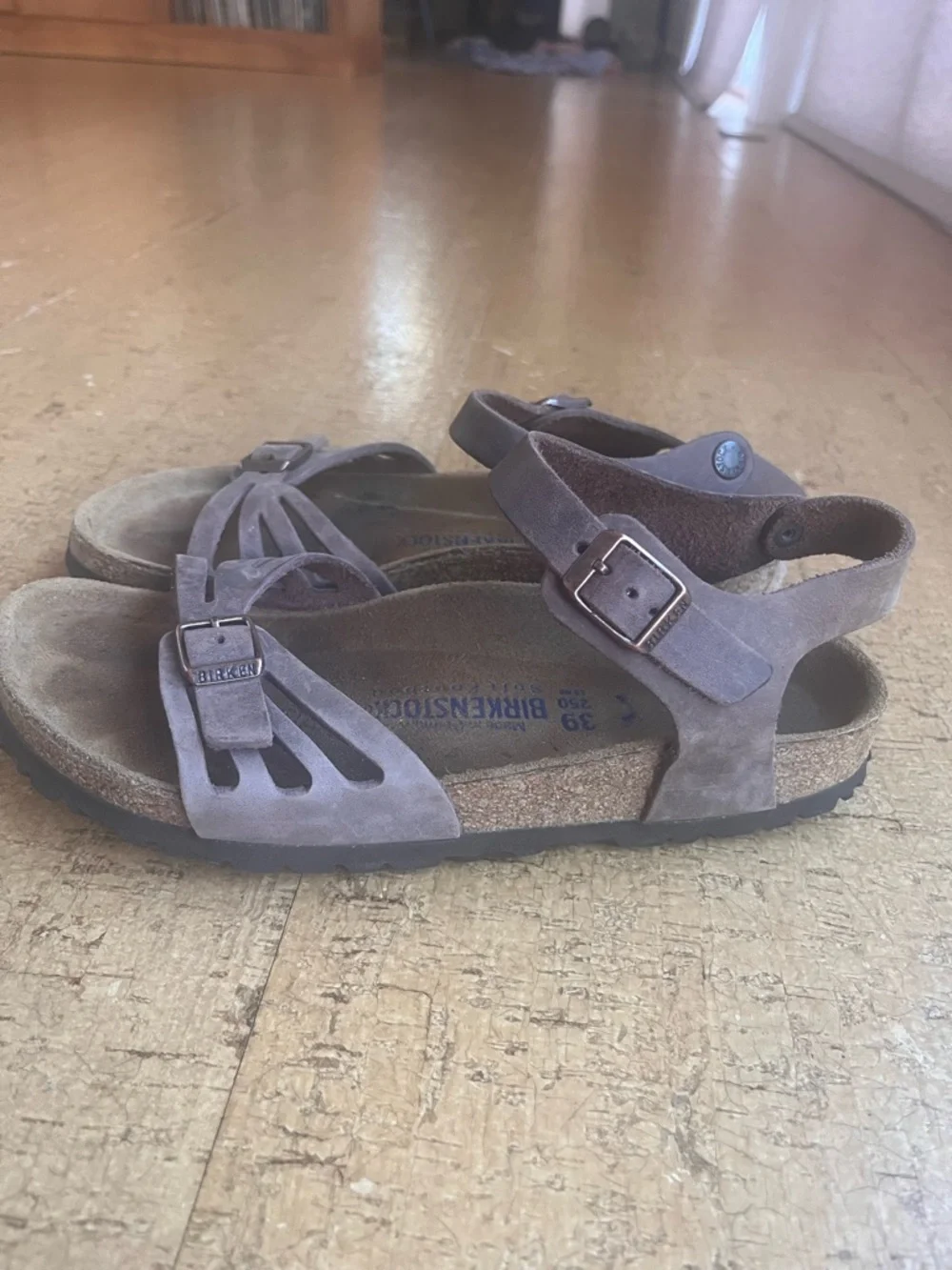 Birkenstock Bali Brown Suede Strappy Ankle Sandals size 39 narrow - Picture 3 of 4